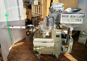 【中古品動作品】管1W216 レオン自動機 万能包あん機 AN209 2007年製 3相200V