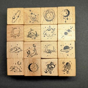 スタンプセット　木製　16個　はんこ　ハンドメイドに　正方形　宇宙②