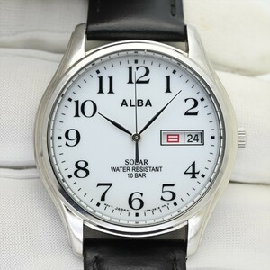 25.SEIKO/ALBA●ソーラー V158-0AX0 10気圧防水 白 ホワイト メンズ腕時計 純正ベルト デイデイト 全数字 中古 セイコー