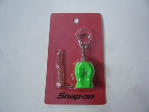 ☆Snap-on☆スナップオン☆絶版品☆グリップ キー☆キーホルダー☆GRIP/KYE☆ドライバーキー☆グリーン☆バイク/車/家の鍵など☆新品☆希少