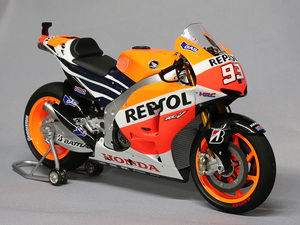 1/12 2013 REPSOL HONDA RC213V マルク・マルケス 完成品 MOTO-GP チャンピオン 模型 バイク ミニカー レプソル ホンダ モト RC211V RC212V