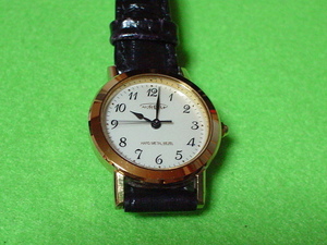 珍品　オレオール　HARD　METAL　BEZEL　女性用腕時計