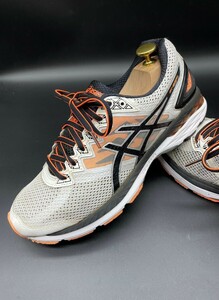 衝撃プライス！『アスリート待望最高傑作！】【asics アシックス/GT-2000】高級ランニングシューズ！白黒オレンジ/jp25.5cm！4.15