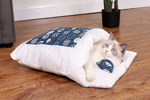 ☆猫柄ふとん☆ ペット用ベッド　45cm×30cm　ふかふか布団　ふとん　猫柄　ペットハウス　犬　猫　かわいい