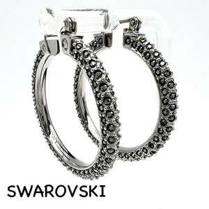 SWAROVSKI｜スワロフスキー ピアス【アクティ】 フープ 大ぶり リング ブラック/黒 ラインストーン シルバーカラー ブランド a492et