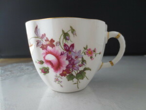 ★derby posies・カップ・ロイヤル　クラウン　ダービー・ROYAL　CROWN　DERBY・BONE　ＣHＩNA