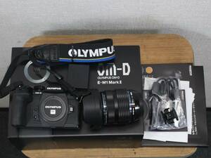 ★美品 OLYMPUSオリンパス E-M1 MARKII 12-40mm 1:2.8 PRO★80