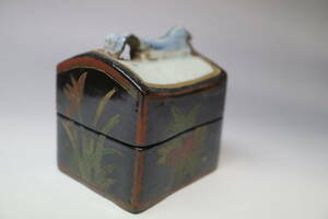 中国漆器 陶器細工蓋 小物入れ 小箱