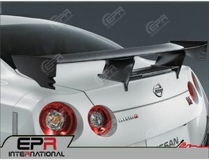 【送料無料】日産 R35 GTR Forged carbon カーボンファイバーリアスポイラー (付属ライト) nismo スタイル Gt GTR R35