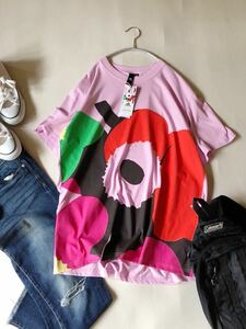 タグ付き未使用♪アディダス x マリメッコ adidas x marimekko 大人可愛いゆったりデザインTシャツ♪