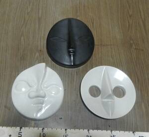 岡本太郎　太陽の塔/太陽の顔 オブジェ 壁掛け 陶器製 ３種類 送料着払い