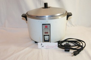 ラ21★昭和レトロ・東芝コレクション品・電気炊飯器・箱付5.5合・作動確認