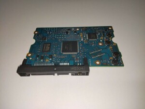 TOSHIBA 3.5インチ SATAハードディスク 回路基板