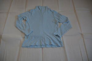 サイズ150　女児向けタートルネックカットソー　綿100％　水色　長袖