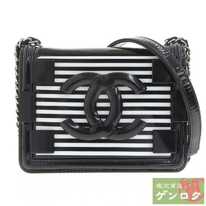 【中古】CHANEL シャネル レゴチェーンショルダー ポーチ 斜め掛け ショルダーバッグ ブラック×ホワイト パテントレザー 19番台【質屋】