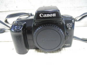M9468 カメラ canon EOS 1000 S 傷汚有り 動作チェック無 60サイズ(0504)