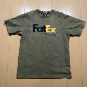 激レア裏原ビンテージ FAT FedExロゴ パロディTシャツ カーキ Lサイズ 美品格安!