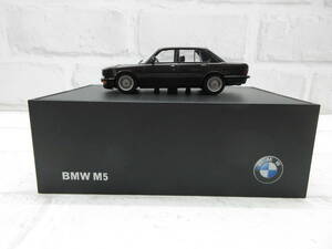 ミニカー　1/43　BMW　初代M5　E28　ブラック　ディーラー正規品　モデルカー 