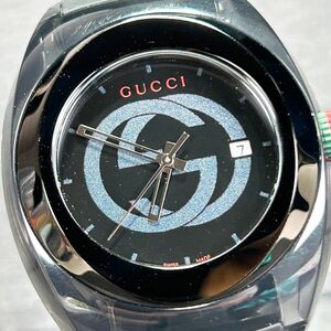 美品 GUCCI グッチ SYNC シンクシリーズ YA137107A 腕時計 クオーツ アナログ 3針 カレンダー ブラック ステンレススチール 動作確認済み