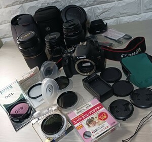 CANON　キャノン　一眼レフカメラ　EOS Kiss X5　フィルムカメラ レンズ SIGMA　ケース　などセット　フィルター カメラ　(箱)