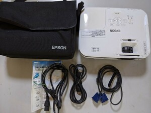 24M05-43N: 【 動作品 EPSON】 エプソン EB-X12 ホームプロジェクター 専用バッグ付き ホワイト 動作確認済