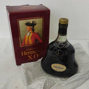 Y912-K32-3588 Hennessy X.O ヘネシー XO コニャック ブランデー 古酒 700ml 40% クリアボトル 箱/包装紙付き 未開栓