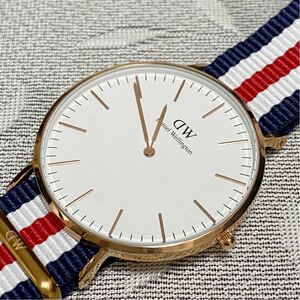 ダニエルウェリントン Daniel Wellington　DW00600002　ローズゴールド　男女兼用 　40mm　長期保管品　電池交換済み 