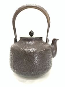 旧家蔵出 大日本釜師長 名越昌晴 宝珠形鉄瓶 総重量4kg以上 在銘 唐銅蓋 時代 茶道具