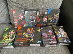 【美品】S.H.フィギュアーツ　仮面ライダーギーツ　8体セット　ナーゴ　エントリー　タイクーン　パンク　グレア　ゲイザー