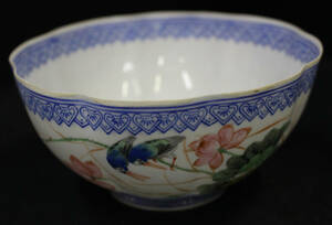 中国文物　陶磁器　珍品　景徳鎮薄胎粉彩碗　乾隆期　仕覆、桐箱付き　Ｉ