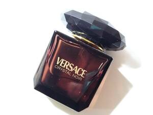 VERSACE◆残9割◆クリスタルノワールEDPオーデパルファム30ml◆CRYSTAL NOIRヴェルサーチ.ベルサーチ.香水.フレグランス.ココナッツ