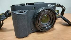 【U10982】中古現状渡し品 Nikon ニコン COOLPIX P7700 クールピクス デジタルカメラ 通電確認済み 箱・取説・チャージャー・その他付