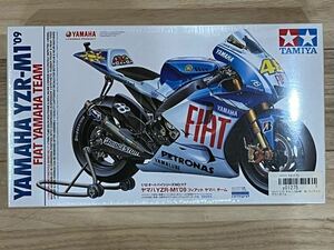 未組立 未開封 YAMAHA YZR-M1 09 FIAT YAMAHA TEAM タミヤ 模型 プラモデル バイク 1/12 オートバイシリーズ NO117