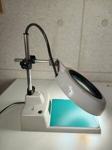 OOTSUKA Illuminated Magnifiers Model: SKK-B 100V 50/60Hz
