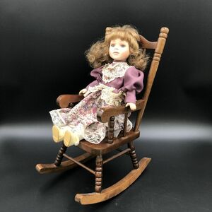 ビスクドール人形　ロッキングチェア　全長41cm 【311-335#120】