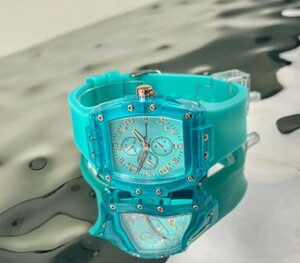 新品!今なら送料無料!　ティファニーグリーン腕時計 クォーツ 稼働品 watch アナログ　男女兼用高級感ある腕時計!ラバーベルト