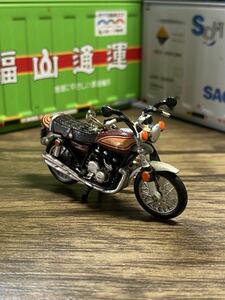 ●◎カワサキ Z1 キーホルダー◎●オリジナル加工品 カーアクセサリー ミニカー ハンドメイド KAWASAKI