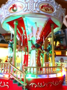 爆レア★クラシック メリーゴーランド型オルゴール 回転木馬 カルーセル 遊園地 豪華絢爛 ライトアップ イルミネーション 