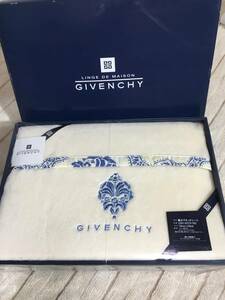 未使用品 Givenchy ジバンシィ キルト 布団 アイボリー (00098)