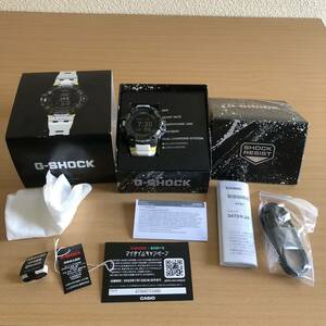 318-0635 CASIO カシオ G-SHOCK G-SQUAD メンズ腕時計　ラバーベルト　デジタル　ソーラーアシスト　白　ホワイト　GBD-H1000 稼働品