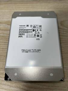 大容量HDD TOSHIBA 東芝16TB 3.5インチ 美品 8000時間