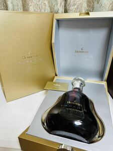 美品　未開栓　Hennessy PARADIS ヘネシー パラディ 　クリスタルボトル　カード　化粧箱　外カバー付　正規輸入品　ブランデーコニャック