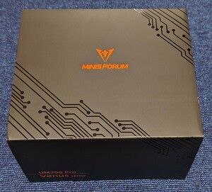 中古 minisforum UM790 pro Ryzen 9 7940HS Radeon 780M DDR5 32GB 2TB SSD Windows 11 Pro