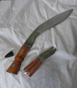 キャンプ☆アウトドアナイフ グルカナイフ ククリ Gurkha Kukri Knife 鉈 ナタ ブッシュナイフに 革使用シース付き 箱入り インド軍 未使用