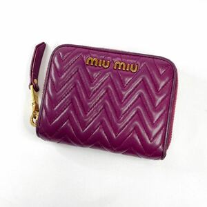 ミュウミュウ マテラッセ 二つ折り財布 パープル レザー　コインケース　MIUMIU 紫　ミニウォレット　カードケース フラグメントケース