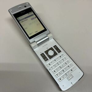 ドコモ携帯電話　FOMA SH702iS ホワイト　ガラケー