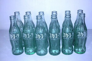 古い190mlコカコーラ瓶12本/カタカナ名、ローマ字名