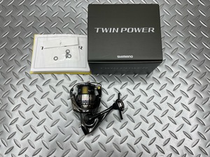 ■シマノ　２４　ツインパワー　２５００Ｓ　新品■