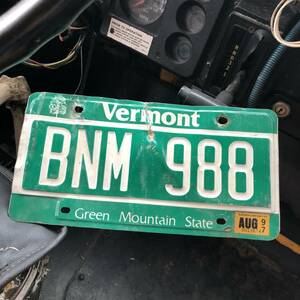 即決価格 Vermont BNM 988 ヴィンテージ ライセンス ナンバープレート / ガレージ ジャンクガーデン アメリカン雑貨 看板