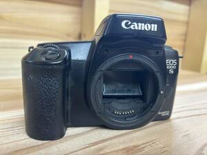 CANON EOS 1000S